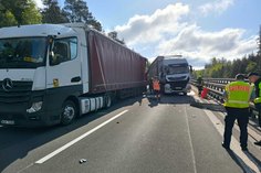 Heute morgen kollidierten zwei LKWs auf der A4 miteinander.