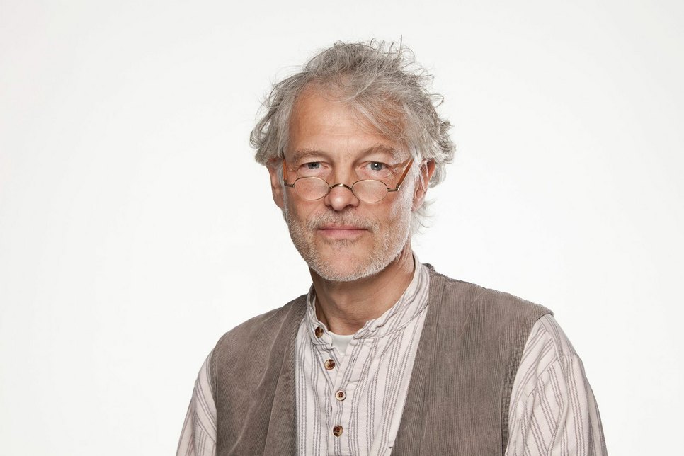 Harald Larisch ist Kurator der „aquamediale 12“. Foto: HTW Berlin