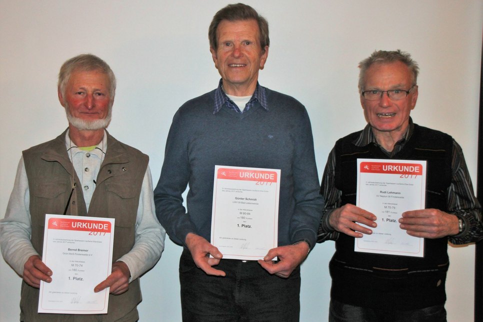 Laufstarke Senioren: Bernd Bremer, Günter Schmidt und Rudi Lehmann. Foto:Weser