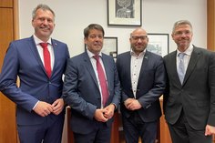 V.l.: die Oberbürgermister Tobias Schick, Steffen Scheller, René Wilke und Mike Schubert