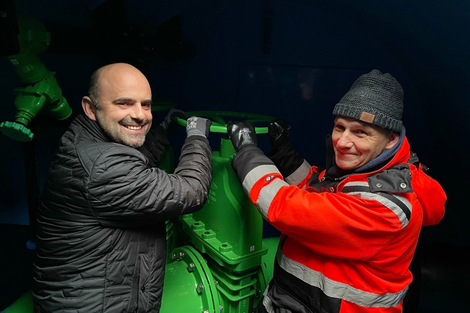Am 24. November wurde nach sechsjähriger Bauzeit die Abwasserhauptdruckleitung der Stadtentwässerung Lübben feierlich eingeweiht.