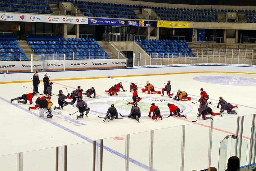 Die deutsche Eishockey Nationalmannschaft bestreitet in Dresden zwei Vorbereitungsspiele.