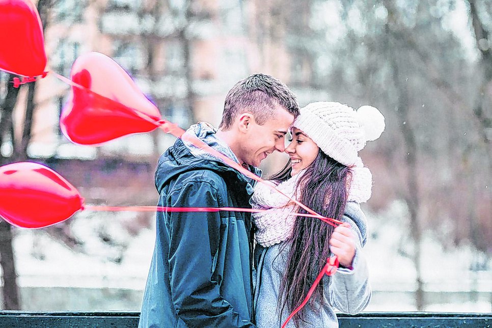 Für manche Paare hat der Valentinstag eine besondere Bedeutung.