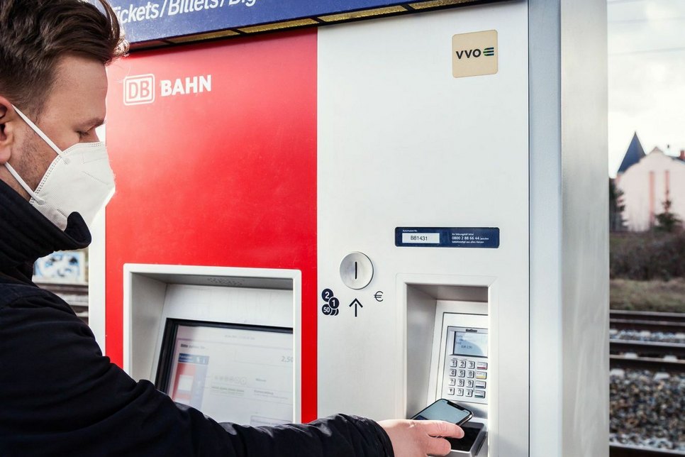 Kontaktloses Bezahlen ist bald an allen Ticketautomaten im VVO-Gebiet möglich. Foto: Lars Neumann