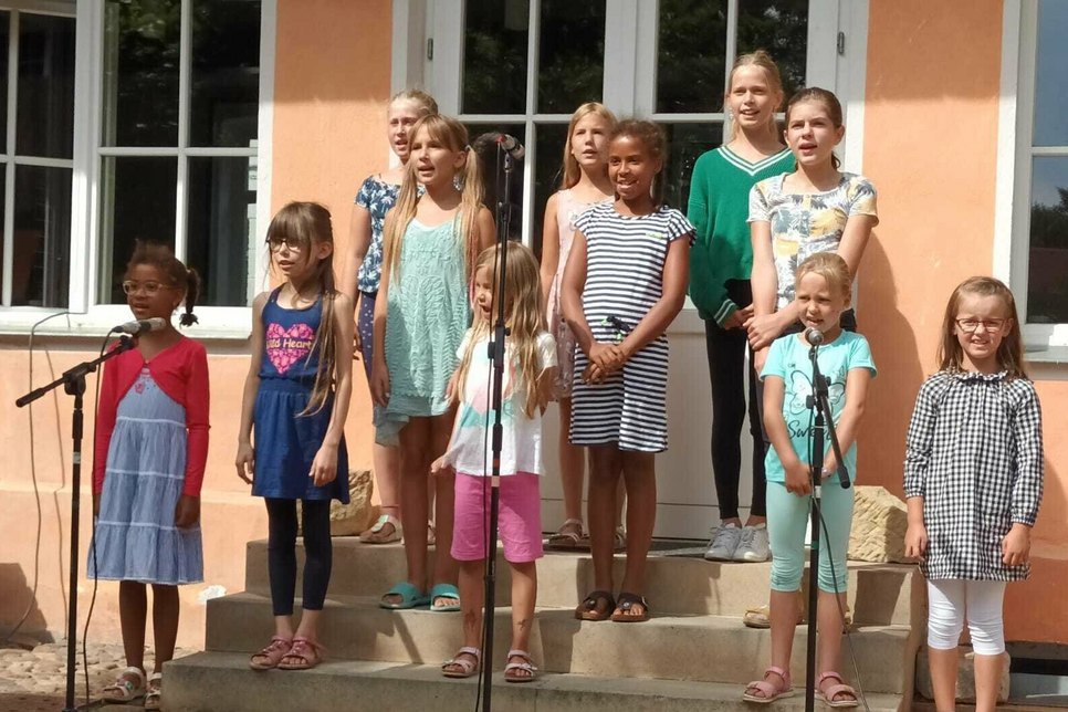 Der Kinderchor der Evangelischen Kirchengemeinde St. Marien besteht seit April 2022.