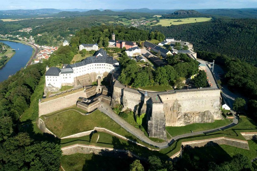Die Festung Königstein öffnet wieder. Foto: Thomas Eichberg / Major Tom Luftbilder