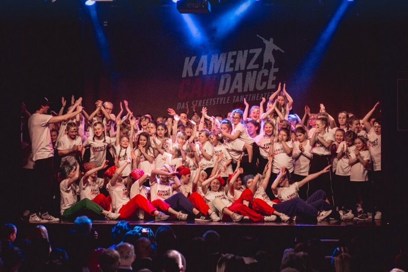 Kamenz can Dance ist nicht nur auf der Bühne stark. Mit der Blutspendeaktion wollen sich die Tänzerinnen und Tänzer auch sozial engagieren.
