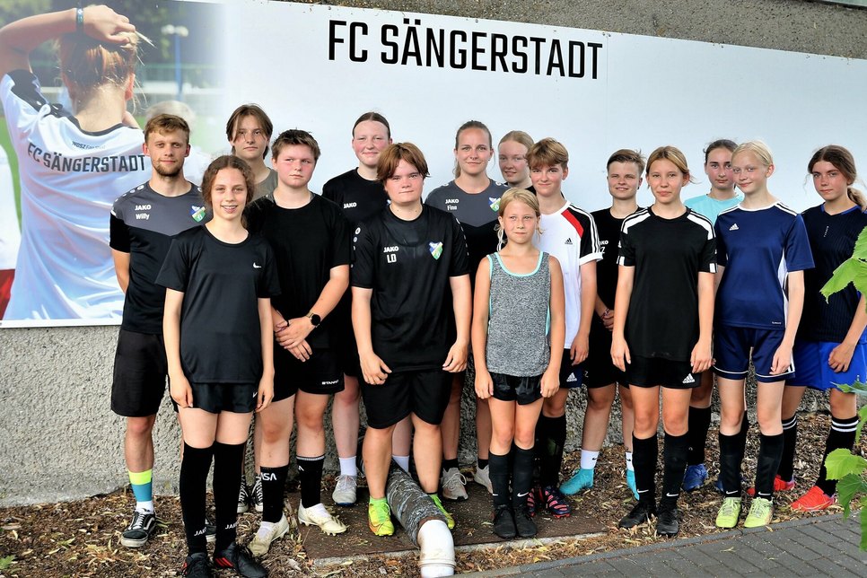 Immer Dienstag und Donnerstag lädt der FC Sängerstadt interessierte Mädchen und Frauen zum Training auf den Biegerplatz am Heinrichsruher Weg ein.