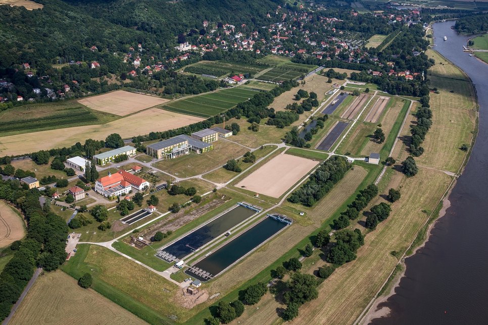 Luftbild vom Wasserwerk Hosteritz (2015).