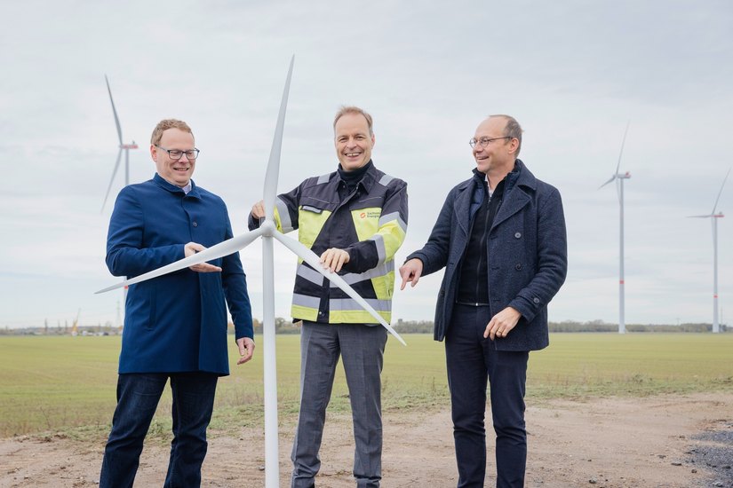 Windenergieanlagen in seinem Bestand hat der Kommunalversorger SachsenEnergie auf Zeithainer bzw. Glaubitzer Flur errichtet und in Betrieb genommen.