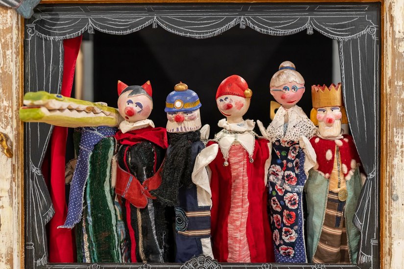 Kasperensemble des Mitteldeutschen Marionettentheatermuseums Bad Liebenwerda, geschaffen vom Dresdner Künstler Tom Böhm.