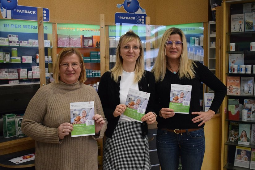 Roswitha Hübner, Karina Jurisch und Stefanie Zschieschack hoffen auf viele Spenden für den guten Zweck.