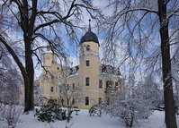 Das zauberhafte Schloss Hermsdorf lädt zum ersten Weihnachtsmarkt in der Region ein.
 Foto: PR Schloss Hermsdorf