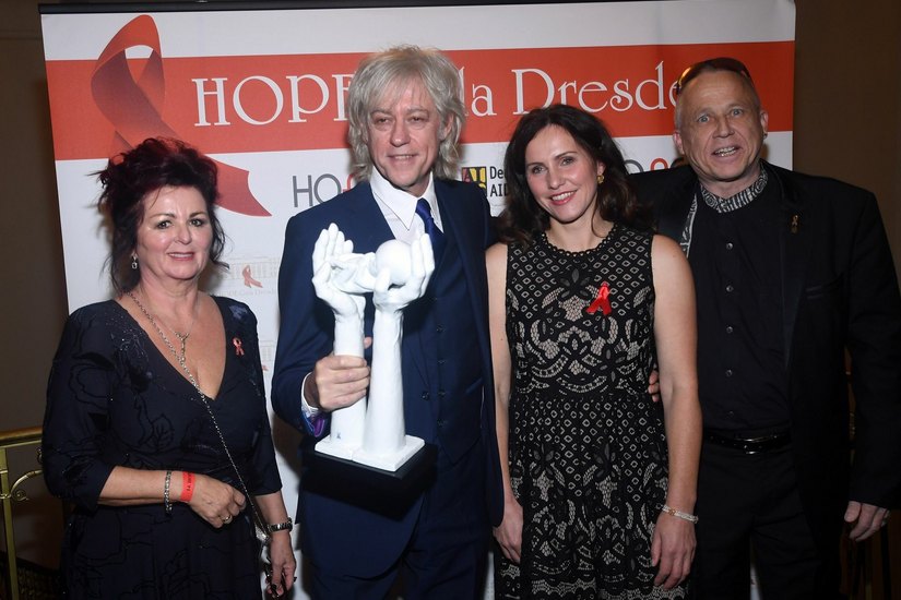 Bob Geldof (2.v.l.) erhielt den 11. Hope Award für sein Lebenswerk. Fotos: PR