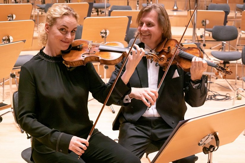 Schauspielerin Nina Hoss und Konzertmeister Wolfgang Hentrich bei den Dreharbeiten.