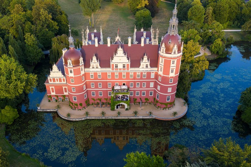 Luftaufnahme Schloss Muskau im Fürst-Pückler-Park Bad Muskau. Foto: Pawel Sosnowski