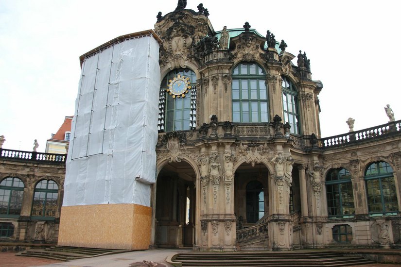 Glockenspielpavillon im Dresdner Zwinger, teileingerüset. Foto: Pönisch