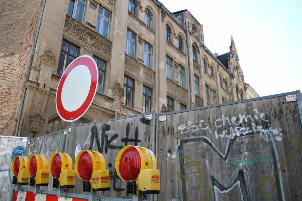 Die Salomonstraße ist seit Freitag zwischen Dresdner und Leipziger Straße gesperrt. Foto: Keil