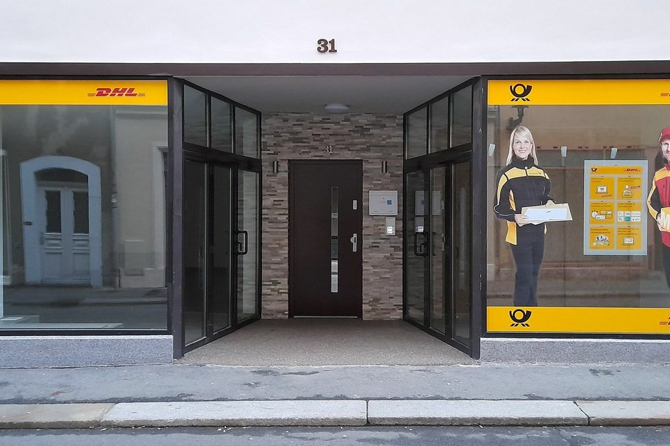 Auf der Reichenberger Straße entsteht eine Partnerfiliale der Post. Kerstin Winkel zieht mit ihrer Boutique von Hirschfelde nach Zittau und bietet ab 20. Januar Postdienstleistungen an. Foto: T. Keil