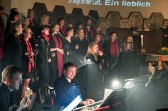 Der Gospelchor Bad Liebenwerda und Gospelresounds aus Dresden präsentieren in der Nikolaikirche Bad Liebenwerda »Colors of Gospel«. Foto: pm
