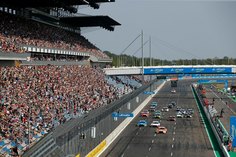 Zur DTM auf dem Lausitzring dürfen 10 000 Fans pro Renntag. Foto: DTM