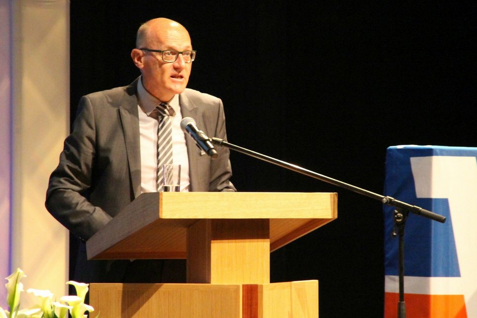 Wolfgang Zürn auf der Vertreterversammlung am 14. Juni in Zittau. Foto: Volksbank Löbau-Zittau