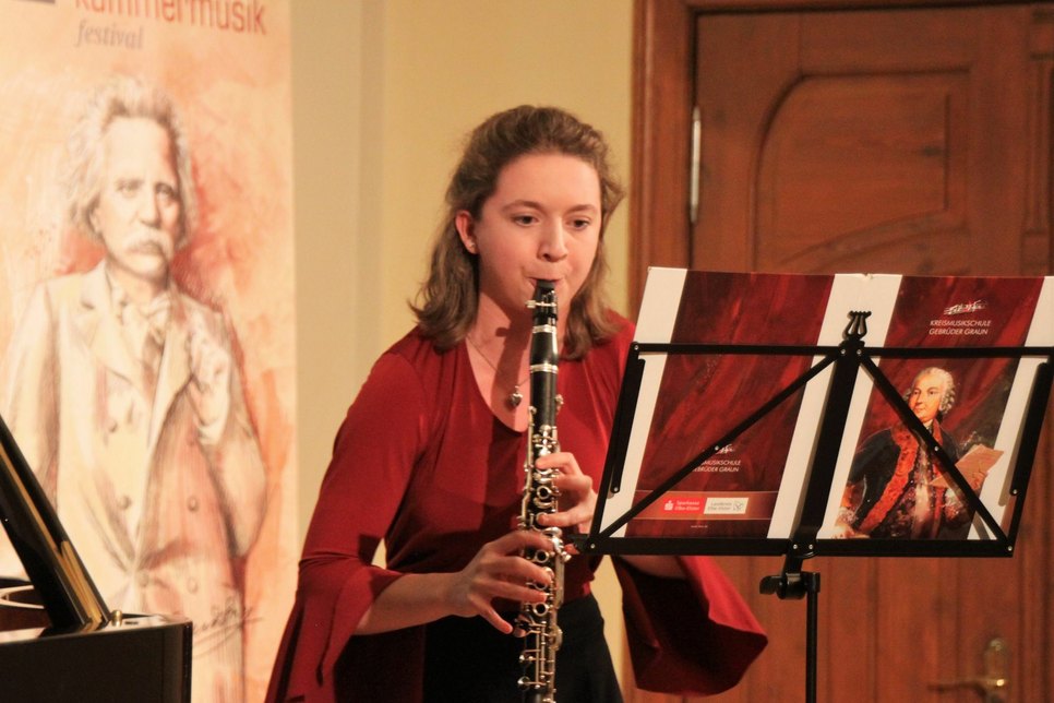 Marie Hauke beherrscht ihre Klarinette vorzüglich