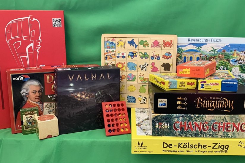 Wer hat Spiele, die ungenutzt zu Hause im Schrank liegen? Das Stadtmuseum Dresden sucht aktuell Spiel-Spenden. Foto: Caroline Keil