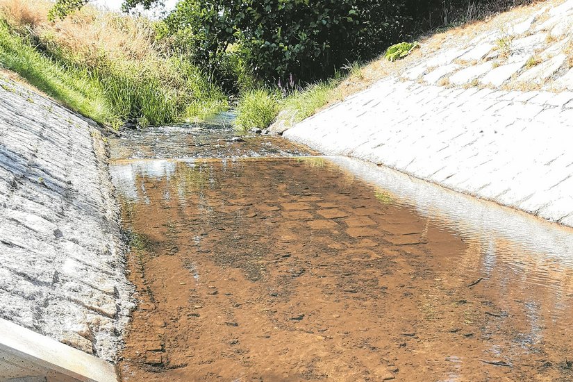 Der Pegel bei Stroga zeigte in seiner »trockendsten Periode« in diesem Sommer nur noch einen Wasserstand von zwölf Zentimeter an.