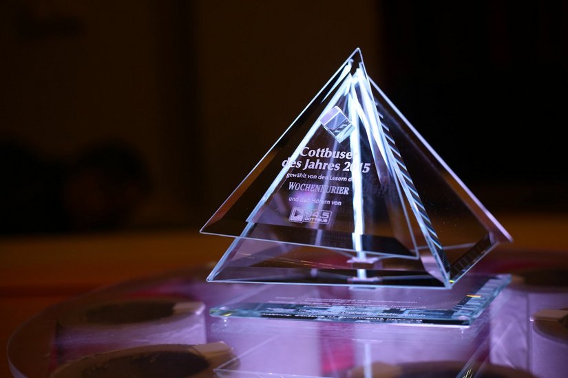 Um diese Pyramide geht es heute Abend: Wer wird Cottbuser des Jahres 2015? Dazu winkt ein Preisgeld von 1.000 Euro, das für soziale Zwecke ausgegeben werden darf. Foto: spe