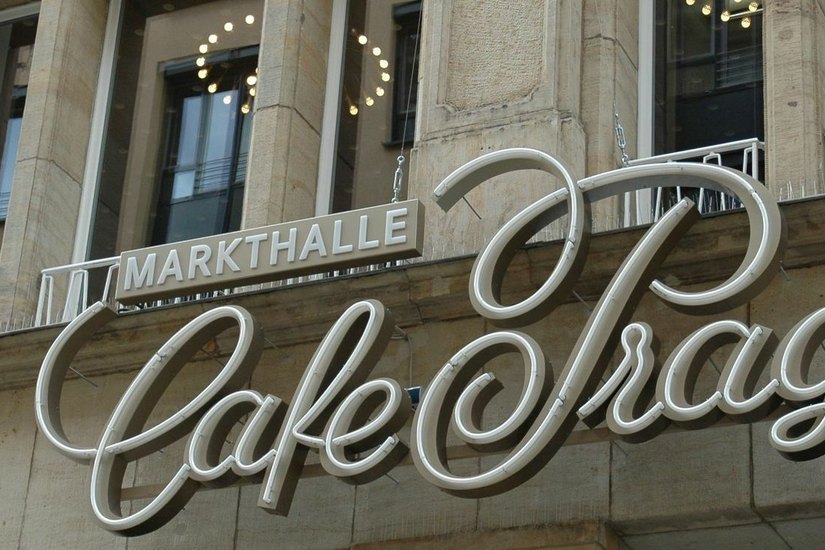 Die "Markthalle Café Prag" bietet viel internationale Gastronomie, hat seit Dezember 2013 aber nie wirklich Fuß gefasst im Dresdner Stadtzentrum. Foto: cpö