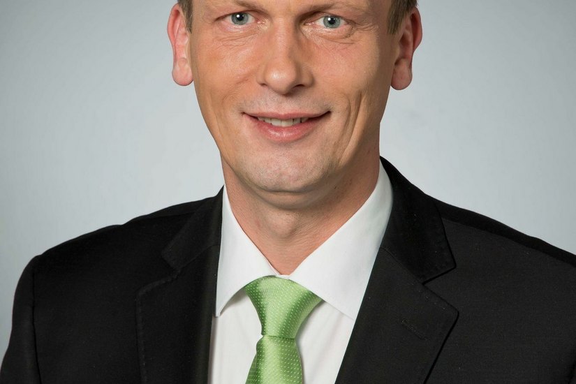 Auch der Cottbuser Oberbürgermeister Holger Kelch, selbst Familienvater, unterstützt die Aktion des WochenKurier und von BB Radio. Foto: Goethe