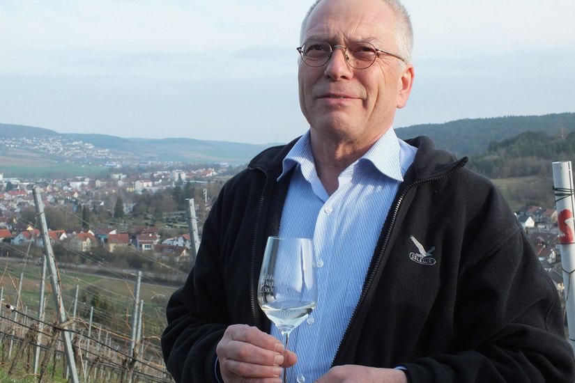 Karl-Heinz Sack vom Weingut Johann August Sack bewirtschaftete im Lieblichen Taubertal in Lauda-Königshofen acht Hektar Rebfläche.
