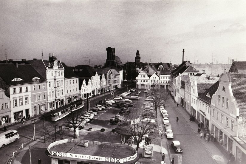 Der Cottbuser Altmarkt 1968. Foto: Erich Schutt