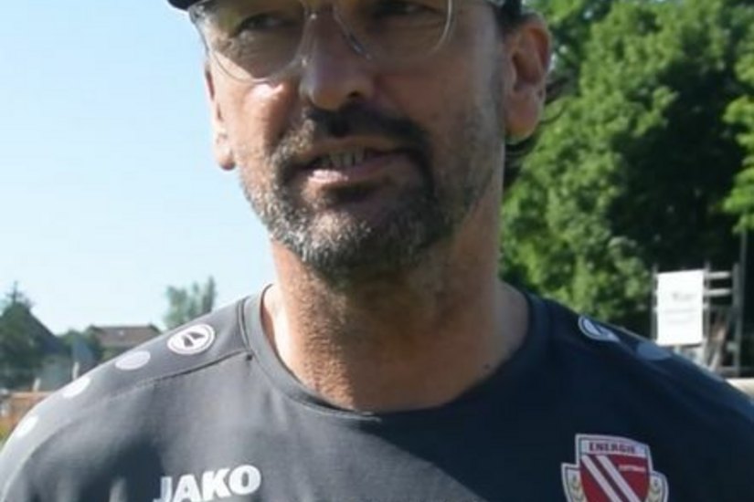 Trainer Claus Dieter Wollitz. Foto: Georg Zielonkowski