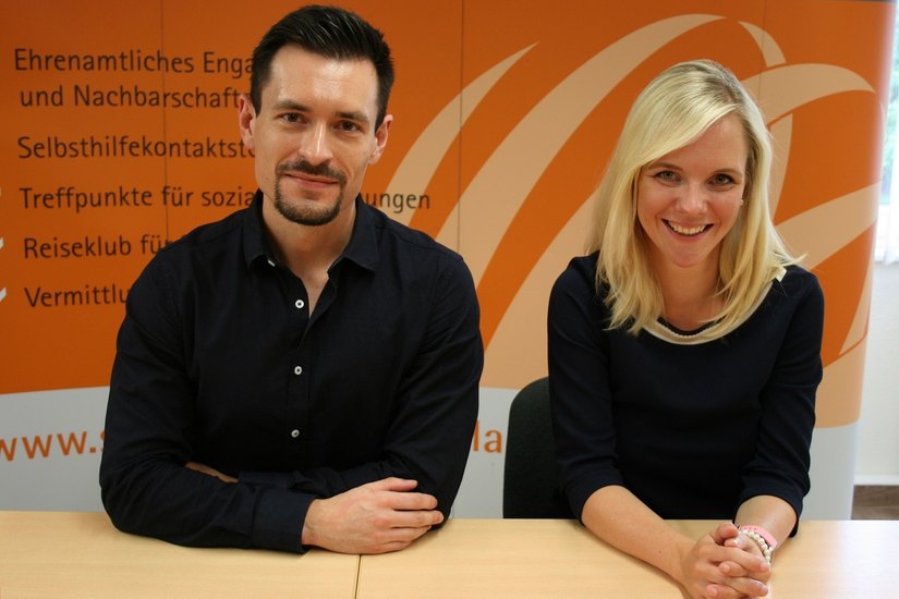 Manuela Thomas, Geschäftsführerin des Sozialen Netzwerks Lausitz, und Robert Seidel, Leiter der Lausitzer Sterne, stellten das Projekt vergangene Woche vor. Foto: Jakob