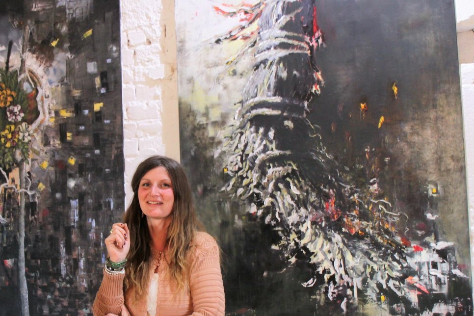 In diesem Jahr gehört auch Stephanie Pfeiffer aus Gröbitz zu den ausstellenden Künstlern . Foto:cjw