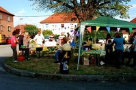 Die Löbauer Hausgemeinschaft feiert auch mal ein Straßenfest. Foto: privat