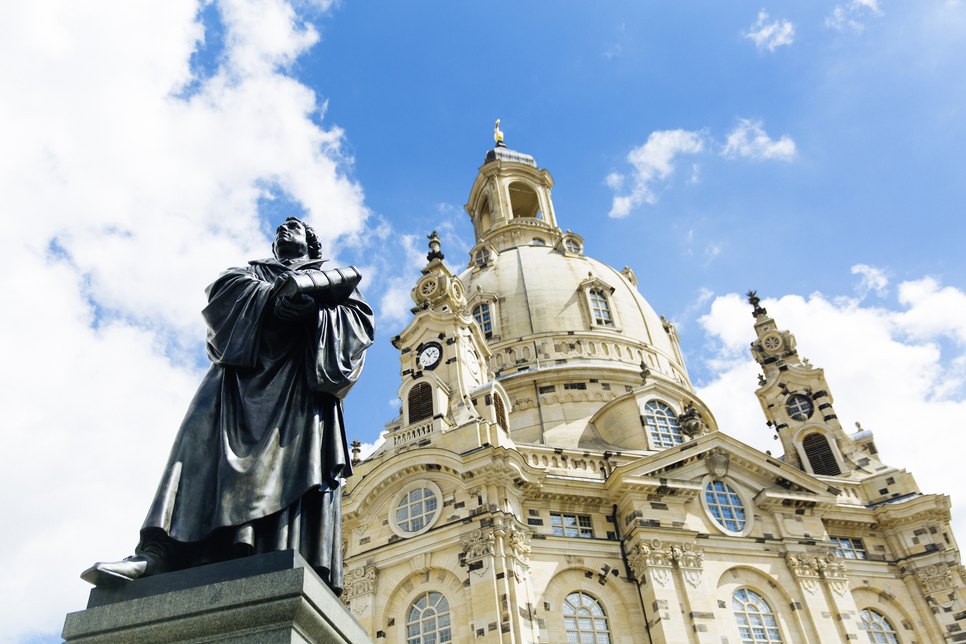 Die Frauenkirche Dresden erinnert am Sonntag daran, dass vor 20 Jahren die Glocken zurückgekehrt sind.