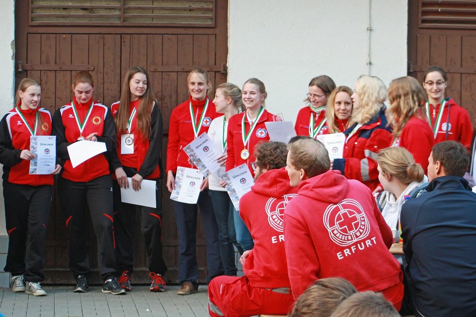 Das Siegerteam Damen der Wasserwacht Dresden. Foto: DRK LV Sachsen e.V.