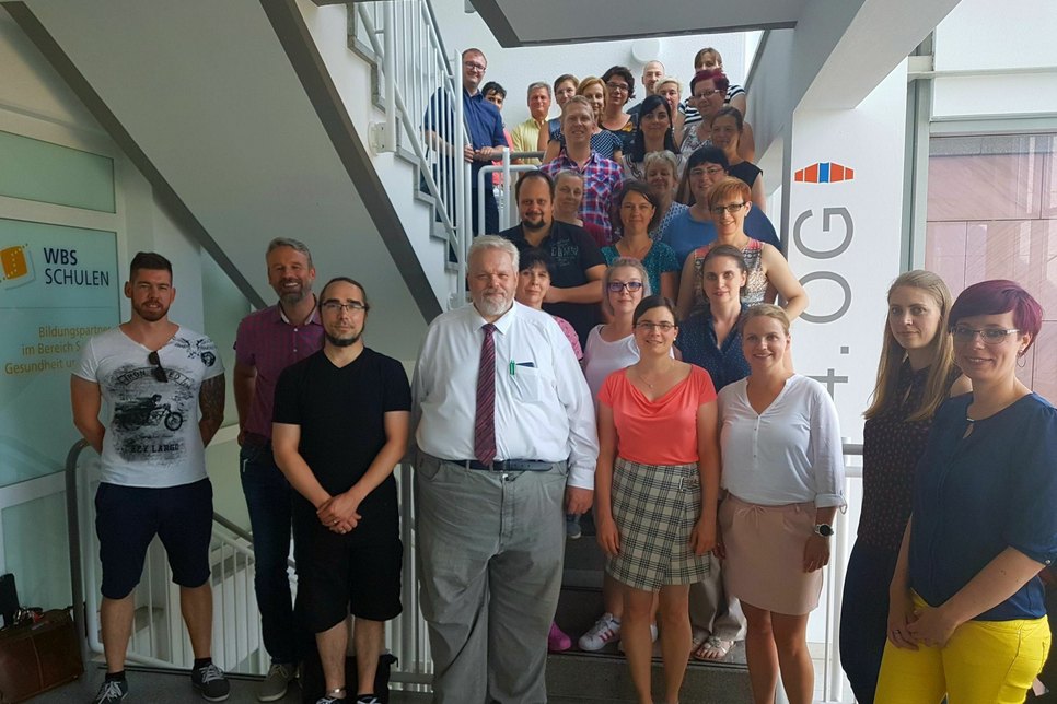19 Kooperationspartner bilden den »Ausbildungsverbund Pflege« unter Federführung der WBS Schulen Dresden. Foto: WBS Schulen