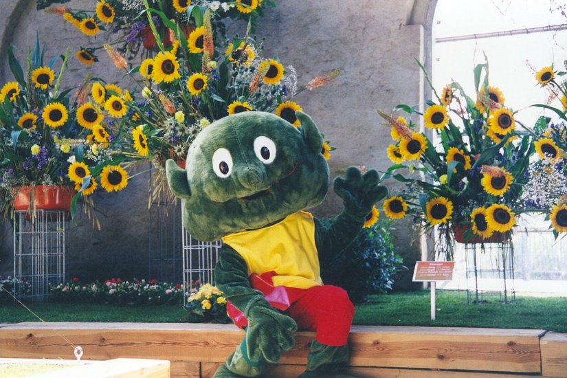 Auch das Maskottchen »Nix« der Landesgartenschau 2002 erinnert an das Event vor 20 Jahren.