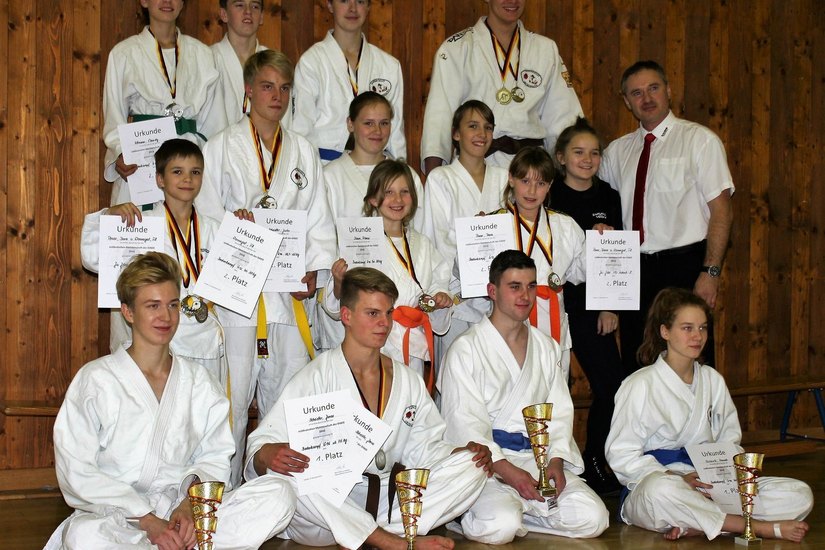 Die Teilnehmer an der Ostdeutschen Meisterschaft aus dem „Zanshin-Dojo-Vetschau e.V.“. Foto: „Zanshin-Dojo-Vetschau e.V.“