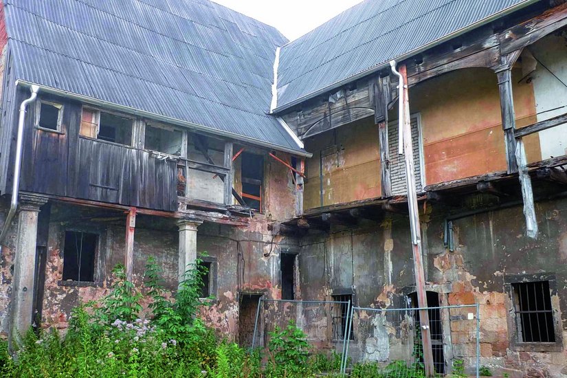 ...und die Ruine desselben Gebäudes vor einigen Jahren. Fotos: Förster/PR