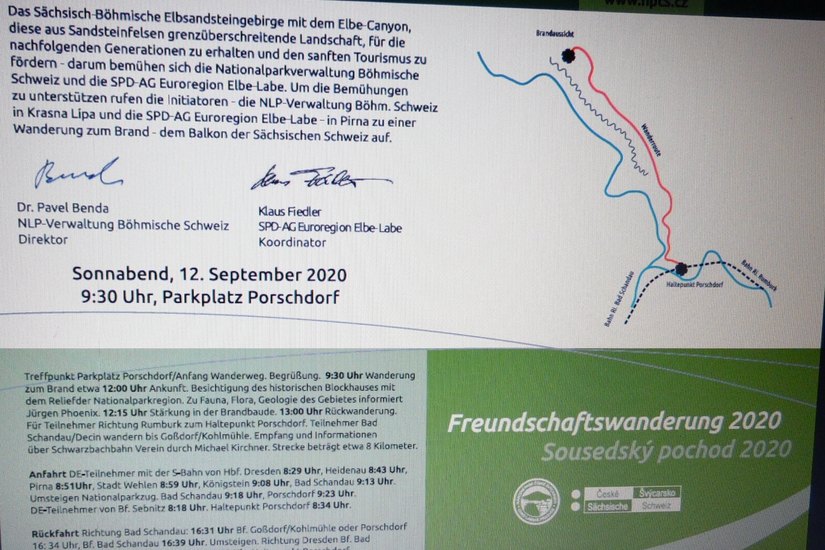 Der neue Flyer für die Jubiläumswanderung in Deutsch. Gleichzeitig liegt er auch in Tschechisch vor.   Fotos: privat