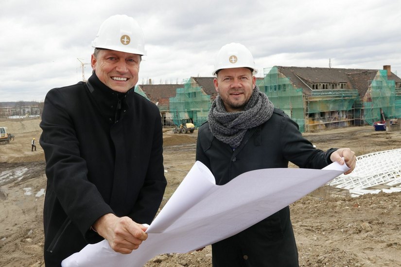 Mirco Meinel und Projektleiter Jörg Ullrich (v.l.) stellten am 18. März die Pläne vor.