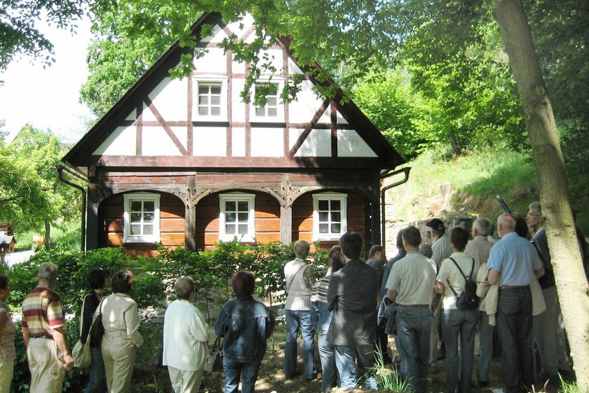Am 28. Mai stehen, wie hier in Cunewalde, wieder zahlreiche Umgebindehäuser für Besucher offen. Foto: Bierke