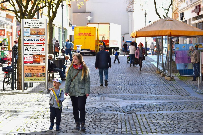 Auch auf der Reichenstraße werden zu den verkaufsoffenen Sonntagen wieder viele Geschäfte geöffnet haben. Foto: Archivbild/spa