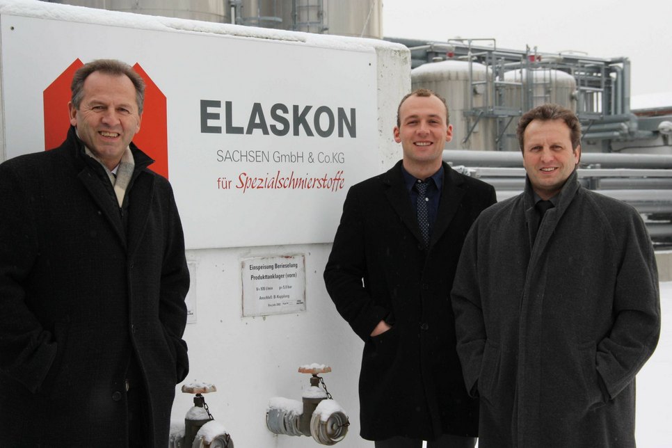 Drei Mal Schwald, eine Leitung: Richard, Karl und Tobias, die drei Chefs des Traditionsunternehmens Elaskon.                  Foto: Zänker