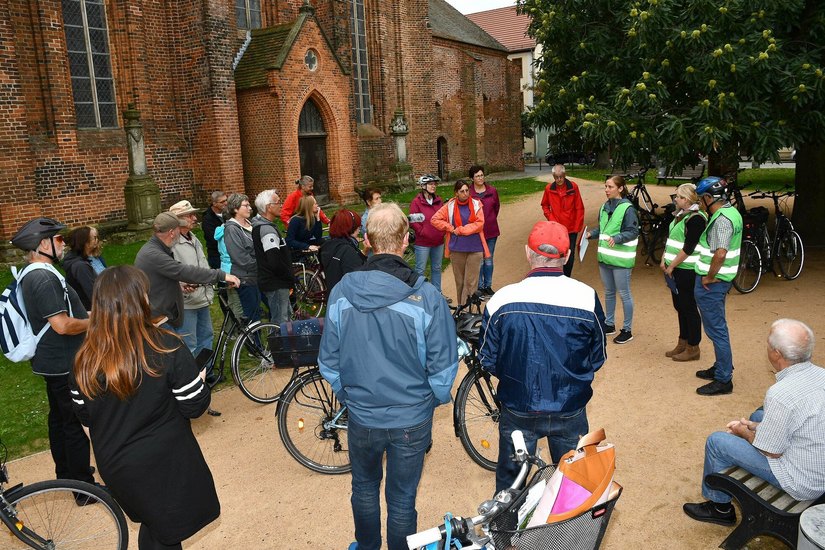 Auf einer Fahrrad-Entdeckungstour durch Herzberg (Elster) konnten Teilnehmer bereits am 14. September an der Stadtkirche St. Marien...